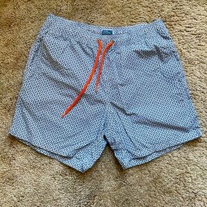 J. Crew Men’s Medium Lined Swim Shorts Summer Beach Vacation Geometric Pattern